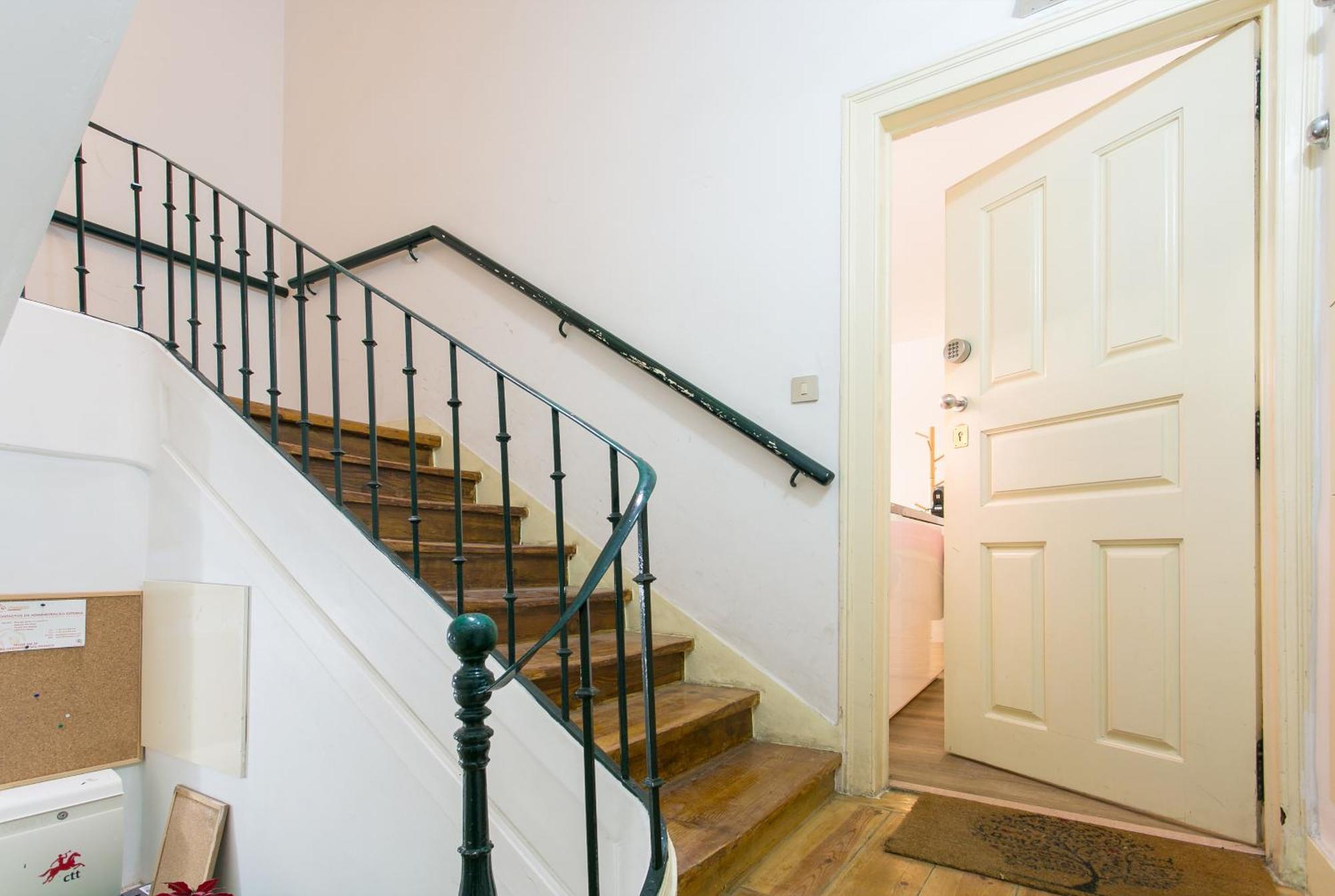 Cozy Apartment In Amazing Location! Lisboa Εξωτερικό φωτογραφία