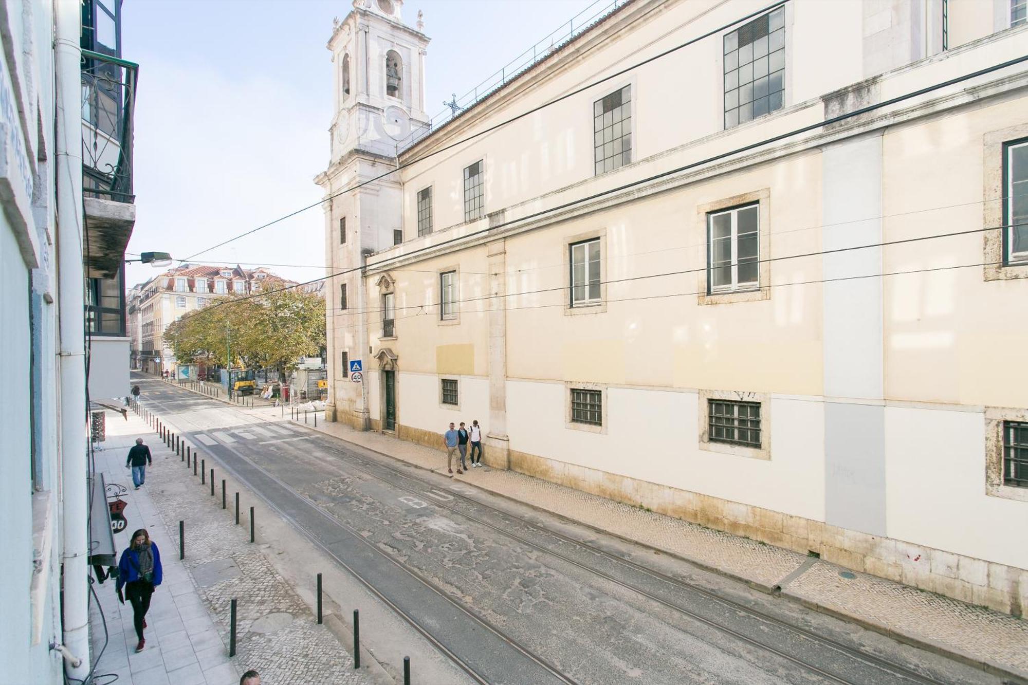 Cozy Apartment In Amazing Location! Lisboa Εξωτερικό φωτογραφία
